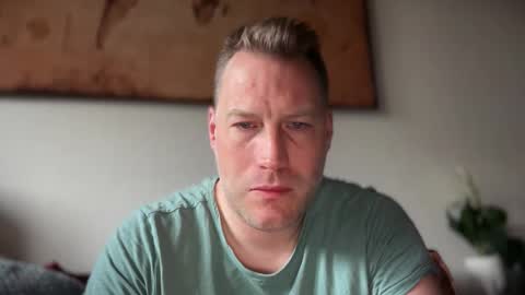 Christian online show from 04/12/26, 06:18