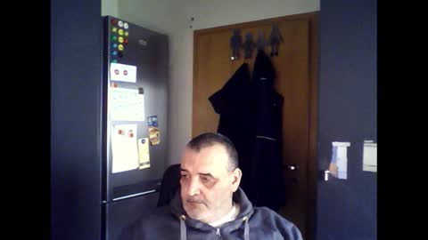 Snapshot of chris250268 chatting on 01/04/25, 12:38 Chris online show from 01/04/25, 12:38