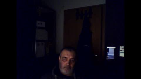 Snapshot of chris250268 chatting on 01/11/25, 02:41 Chris online show from 01/11/25, 02:41