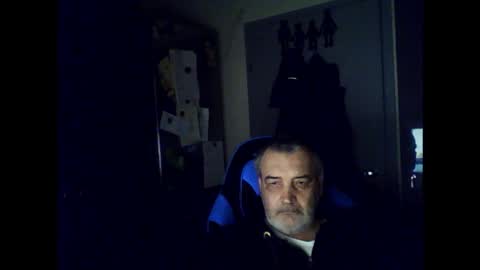 Snapshot of chris250268 chatting on 04/12/26, 02:49 Chris online show from 04/12/26, 02:49