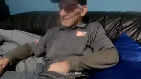 Snapshot of chris526520 chatting on 02/08/25, 12:39 chris526520 online show from 02/08/25, 12:39