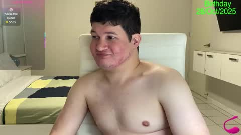 Chris Evens online show from 10/20/25, 04:18