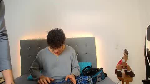 Chris Evans online show from 11/27/25, 03:08