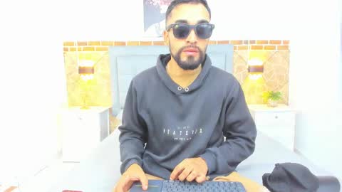 Snapshot of chris_kizz chatting on 01/12/25, 11:28 chris_kizz online show from 01/12/25, 11:28