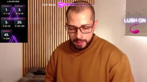 cris         Twitter magnum101010 insta magnumc20 online show from 11/27/25, 02:19