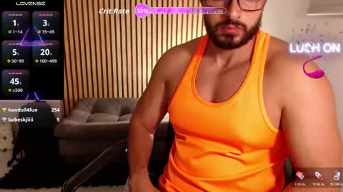 cris         Twitter magnum101010 insta magnumc20 online show from 12/04/25, 02:10