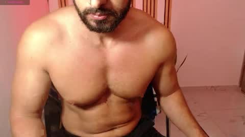 Snapshot of chris_magnum_ chatting on 05/05/26, 12:07 cris Twitter magnum101010 insta magnumc20 online show from 05/05/26, 12:07
