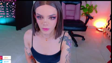 juli   Instagram july rv17 - Twitter juli rv17     online show from 02/26/25, 12:47