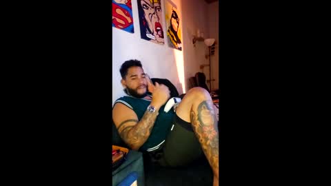 chris_stone444 online show from 03/18/26, 05:43