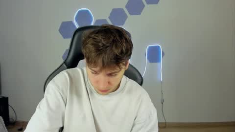 Snapshot of chris_tyson chatting on 12/03/24, 06:49 Chris Tyson online show from 12/03/24, 06:49