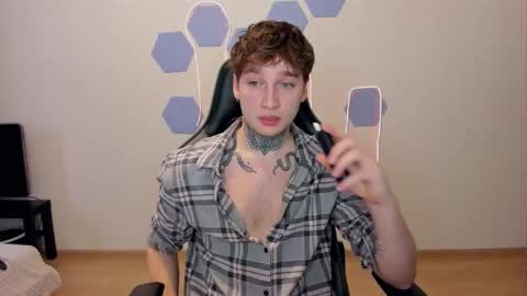 Snapshot of chris_tyson chatting on 12/05/24, 07:16 Chris Tyson online show from 12/05/24, 07:16