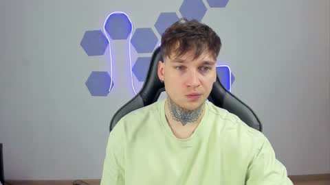 Snapshot of chris_tyson chatting on 12/21/24, 08:21 Chris Tyson online show from 12/21/24, 08:21