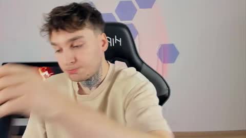 Snapshot of chris_tyson chatting on 12/29/24, 08:55 Chris Tyson online show from 12/29/24, 08:55