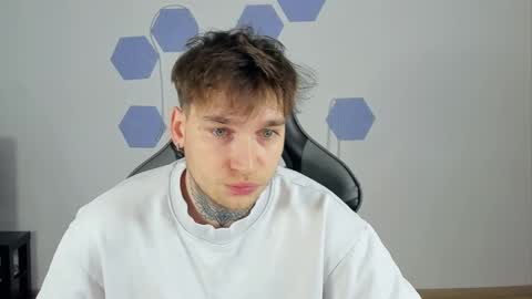 Snapshot of chris_tyson chatting on 01/03/25, 04:27 Chris Tyson online show from 01/03/25, 04:27