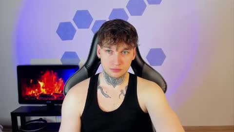 Snapshot of chris_tyson chatting on 03/08/25, 02:45 Chris Tyson online show from 03/08/25, 02:45