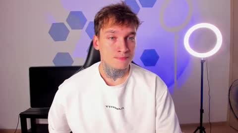 Snapshot of chris_tyson chatting on 09/11/25, 12:33 Chris Tyson online show from 09/11/25, 12:33