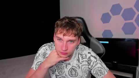 Snapshot of chris_tyson chatting on 09/14/25, 01:27 Chris Tyson online show from 09/14/25, 01:27