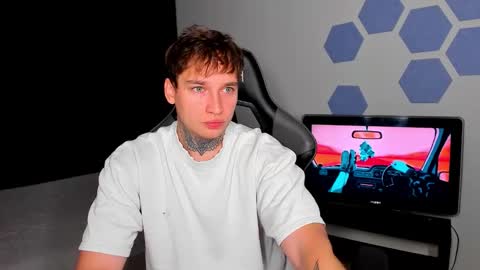 Snapshot of chris_tyson chatting on 09/19/25, 01:18 Chris Tyson online show from 09/19/25, 01:18