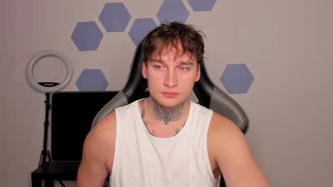 Snapshot of chris_tyson chatting on 10/19/25, 08:53 Chris Tyson online show from 10/19/25, 08:53