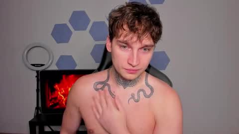 Snapshot of chris_tyson chatting on 10/22/25, 09:36 Chris Tyson online show from 10/22/25, 09:36