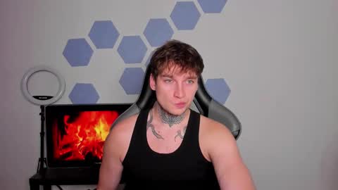 Snapshot of chris_tyson chatting on 10/24/25, 09:44 Chris Tyson online show from 10/24/25, 09:44