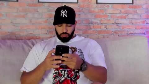 Chris Varden online show from 01/05/26, 06:33