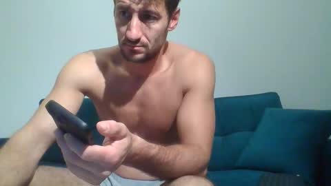 chrisaron online show from 11/22/25, 04:33