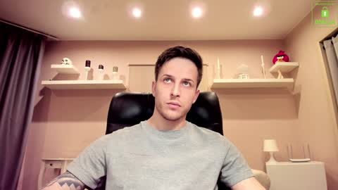 Chris online show from 02/06/25, 01:05