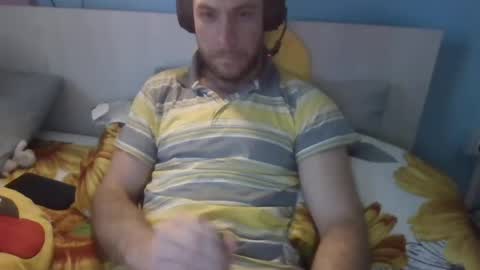 Snapshot of chrisfilip chatting on 03/11/25, 03:02 Chris online show from 03/11/25, 03:02