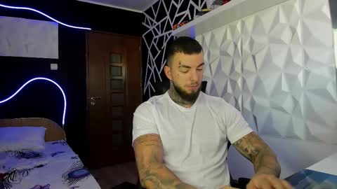 Snapshot of chrisjordan666 chatting on 10/11/25, 08:02 Chris Jordan online show from 10/11/25, 08:02