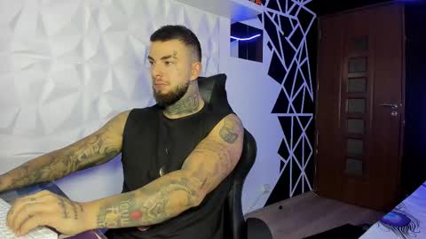 Snapshot of chrisjordan666 chatting on 10/20/25, 04:57 Chris Jordan online show from 10/20/25, 04:57