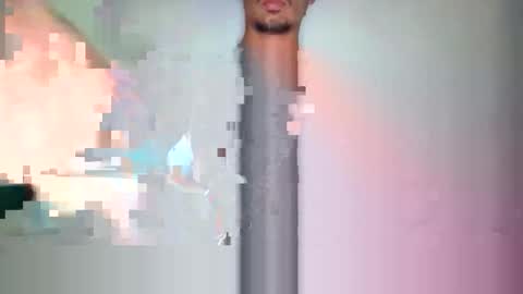 Snapshot of chrislover2125 chatting on 03/20/26, 05:12 chrislover2125 online show from 03/20/26, 05:12