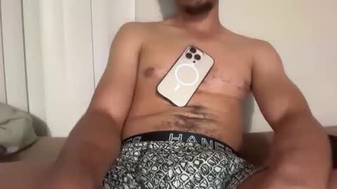 Snapshot of chrislover2125 chatting on 04/08/26, 05:18 chrislover2125 online show from 04/08/26, 05:18