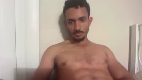 Snapshot of chrislover2125 chatting on 04/19/26, 05:29 chrislover2125 online show from 04/19/26, 05:29