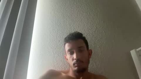 Snapshot of chrislover2125 chatting on 04/19/26, 05:34 chrislover2125 online show from 04/19/26, 05:34