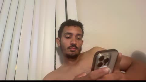 Snapshot of chrislover2125 chatting on 05/04/26, 05:14 chrislover2125 online show from 05/04/26, 05:14