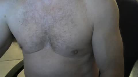 Snapshot of chrismas1 chatting on 02/04/25, 01:38 chrismas1 online show from 02/04/25, 01:38