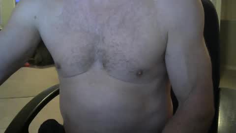 Snapshot of chrismas1 chatting on 02/16/25, 02:21 chrismas1 online show from 02/16/25, 02:21