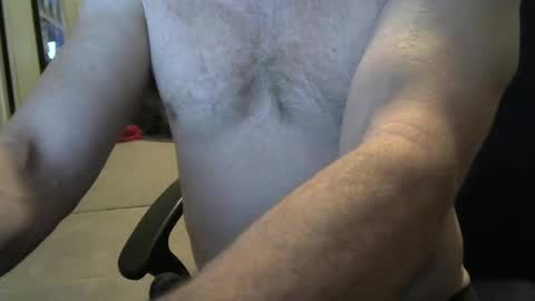 Snapshot of chrismas1 chatting on 02/18/25, 02:16 chrismas1 online show from 02/18/25, 02:16