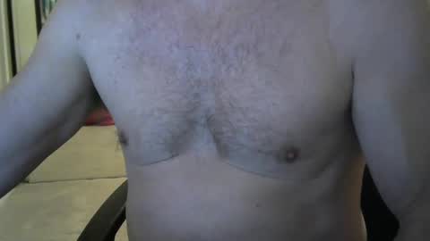 Snapshot of chrismas1 chatting on 02/21/25, 01:11 chrismas1 online show from 02/21/25, 01:11