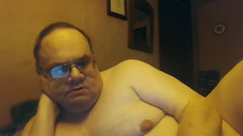 Snapshot of chrismini312 chatting on 12/02/24, 01:03 Chris The Jerk Off King online show from 12/02/24, 01:03