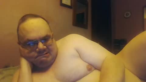 Snapshot of chrismini312 chatting on 01/18/25, 02:33 Chris The Jerk Off King online show from 01/18/25, 02:33