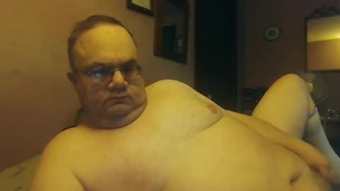 Snapshot of chrismini312 chatting on 02/14/25, 01:40 Chris The Jerk Off King online show from 02/14/25, 01:40