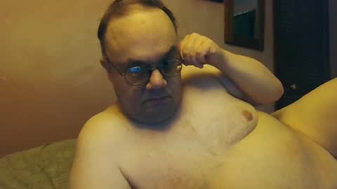 Snapshot of chrismini312 chatting on 02/18/25, 05:21 Chris The Jerk Off King online show from 02/18/25, 05:21