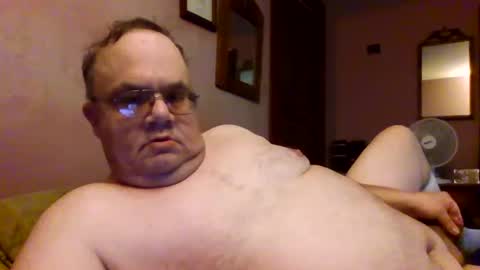 Snapshot of chrismini312 chatting on 09/23/25, 06:44 Chris The Jerk Off King online show from 09/23/25, 06:44