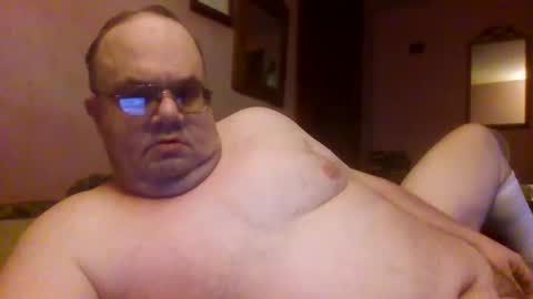 Snapshot of chrismini312 chatting on 11/04/25, 01:10 Chris The Jerk Off King online show from 11/04/25, 01:10