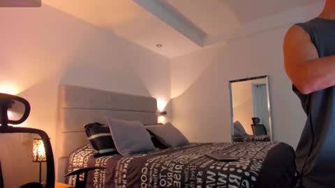 Snapshot of chrismorgan24 chatting on 09/20/25, 11:28 chrismorgan24 online show from 09/20/25, 11:28