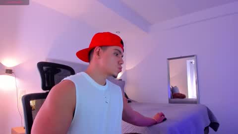 Snapshot of chrismorgan24 chatting on 10/15/25, 06:08 chrismorgan24 online show from 10/15/25, 06:08