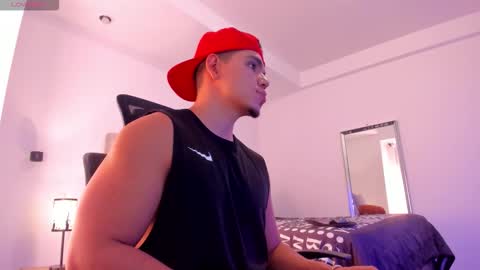 Snapshot of chrismorgan24 chatting on 11/11/25, 07:03 chrismorgan24 online show from 11/11/25, 07:03