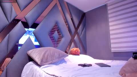 Snapshot of chrismorgan24 chatting on 11/18/25, 06:34 chrismorgan24 online show from 11/18/25, 06:34